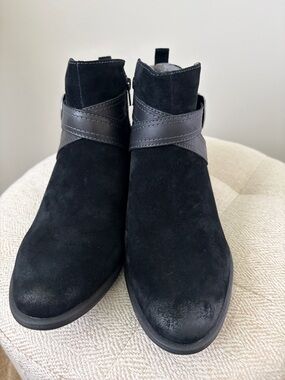 Earth Black Suede Ankle Booties with Cross Strap